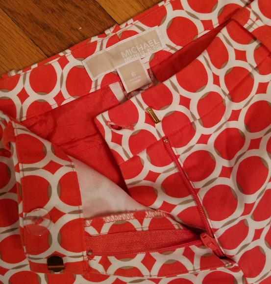 Michael Kors shorts - Picture 2 of 7